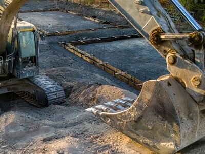 Internationaler Transport von Baggermaschinen